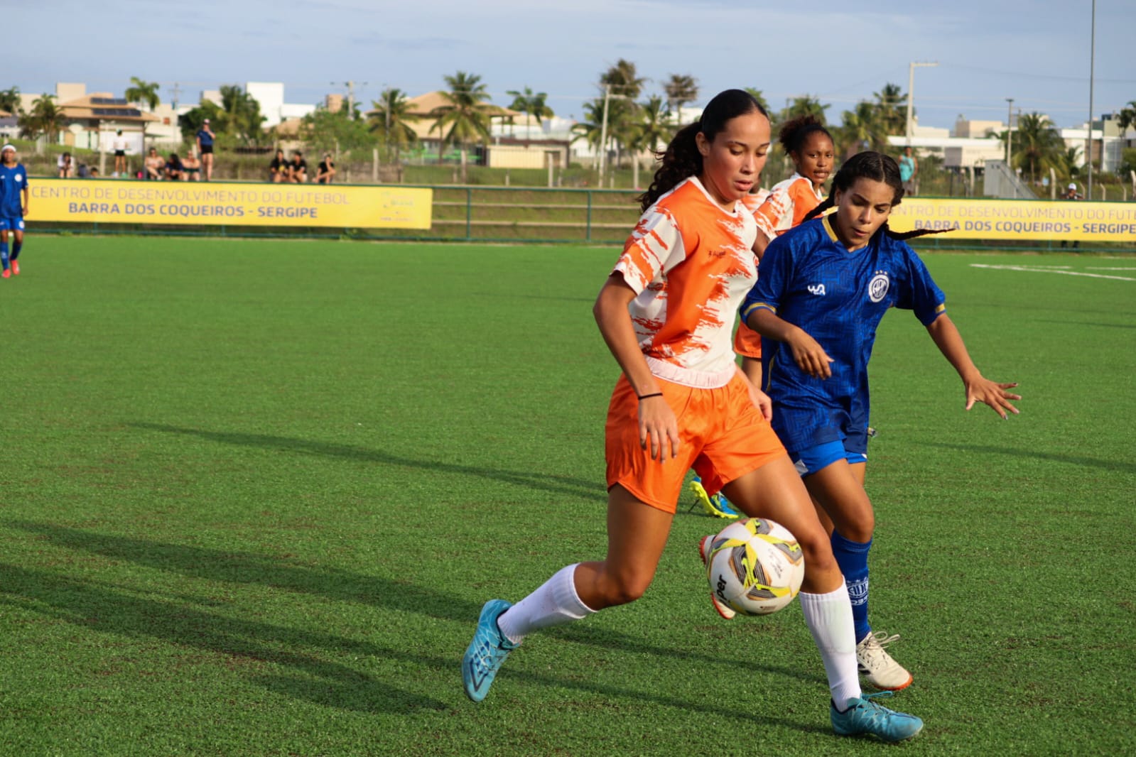 Del Rey goleia Confiança na estreia do Sub-17